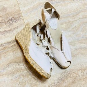Saks Fifth Avenue Wedges White Woven Canvas Fray Lace Up Leg High Heels Sandals